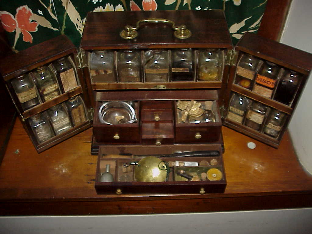 Medical Antiques: Apothecary and Drug Kits