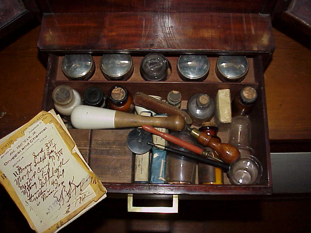Antique 1800's Doctors bag case vials Medical Kit Apothecary