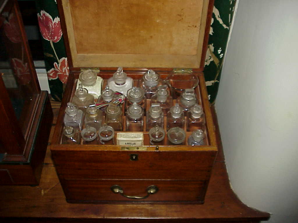 Antique 1800's Doctors bag case vials Medical Kit Apothecary